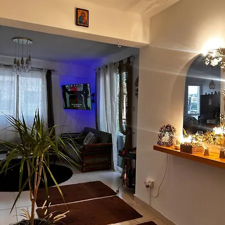 Apartamento Makenzy 2 Bedrooms For Rent