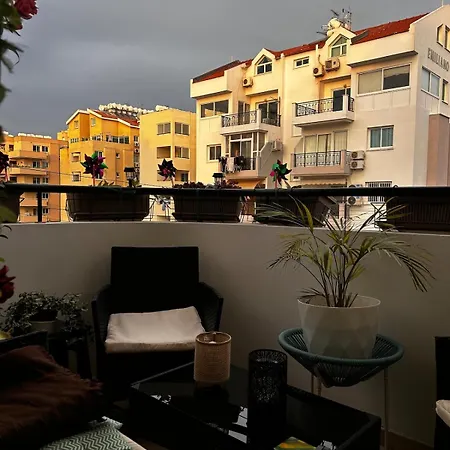 Makenzy 2 Bedrooms For Rent *